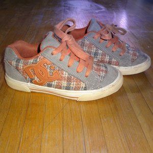 Vintage Y2K DC Shoes sparkly plaid Chelsea skate sneakers skateboard punk 11
